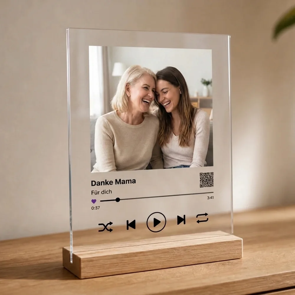 Acrylic glass with a photo of mother and daughter and the song as a player, available as an add-on